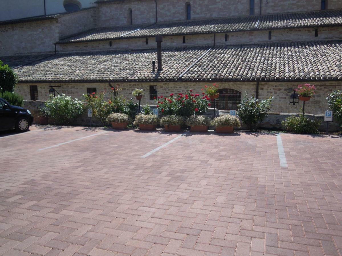 Il Turrione "App. Santa Chiara" Apartment Assisi Exterior photo